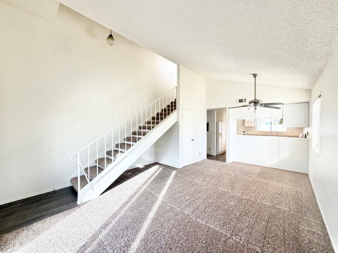 34177 Emily Way - Photo 4 of 23