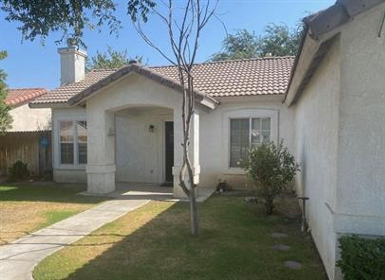 4611 Kaytlain Ave - Photo 2 of 22