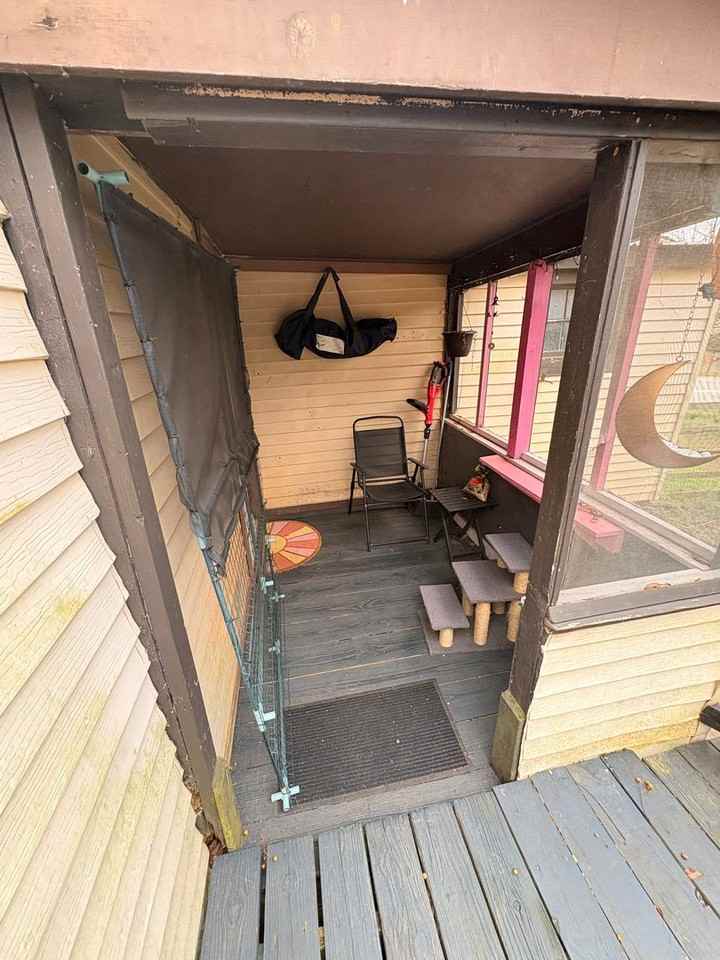 462 Whitehall Rd - Photo 3 of 13