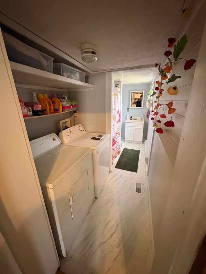 462 Whitehall Rd - Photo 5 of 13