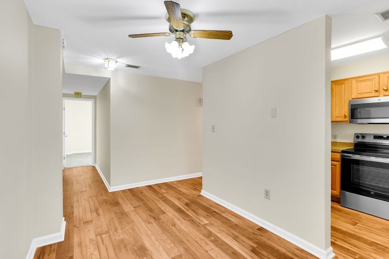 228 Canal Park Dr Apt G7 - Photo 4 of 22