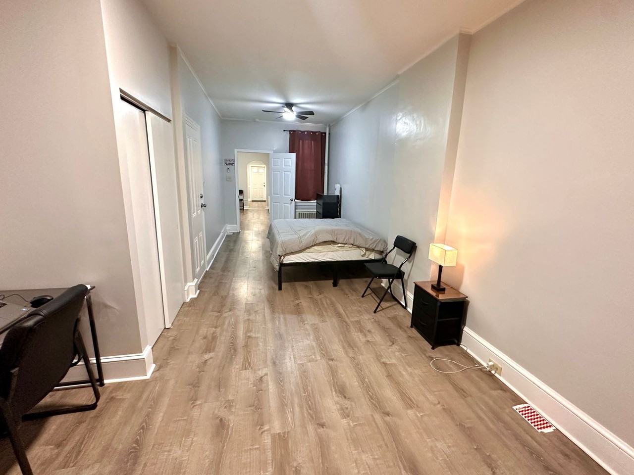 546 N 11th St - Photo 3 of 25