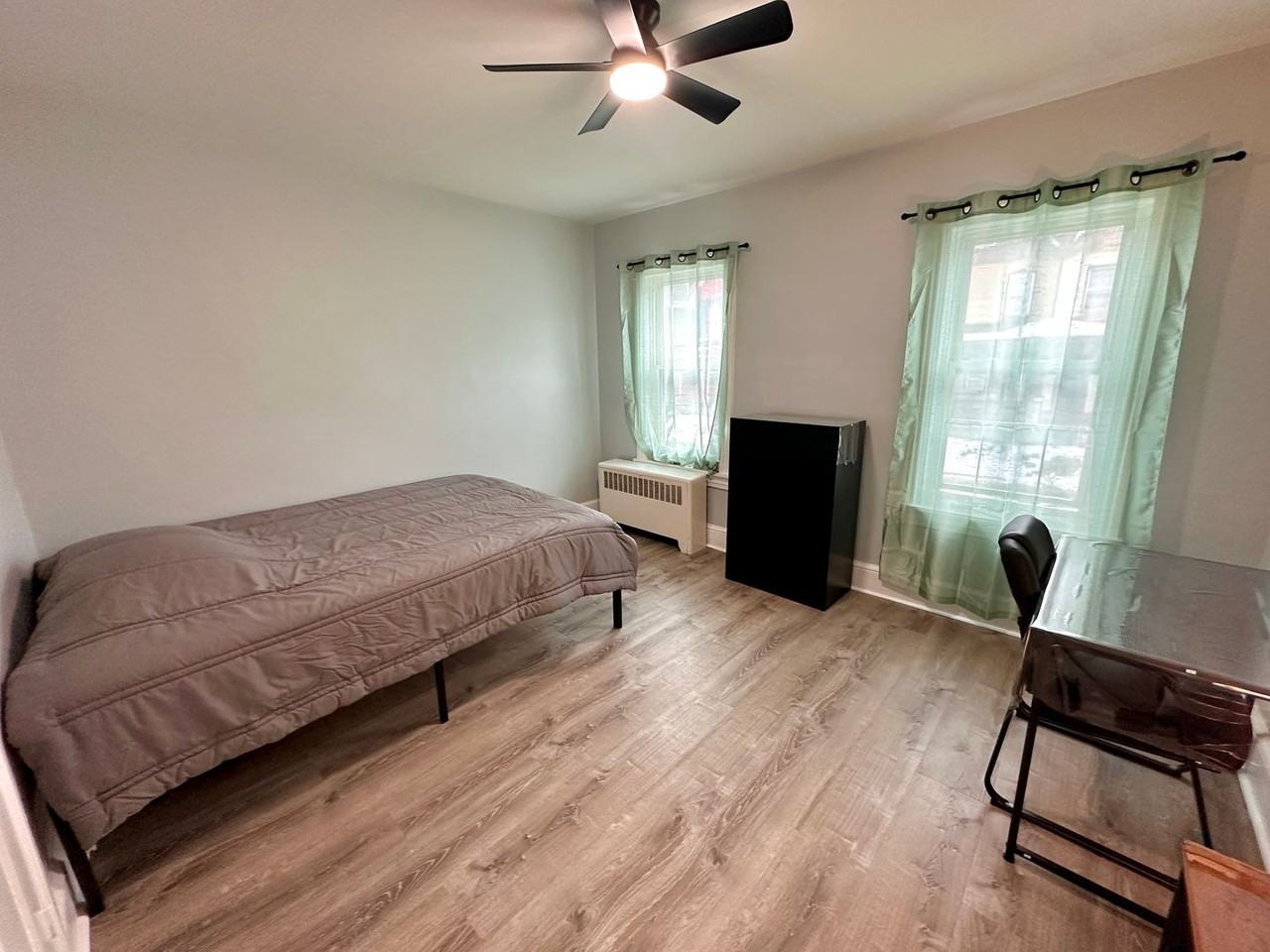 546 N 11th St - Photo 6 of 25