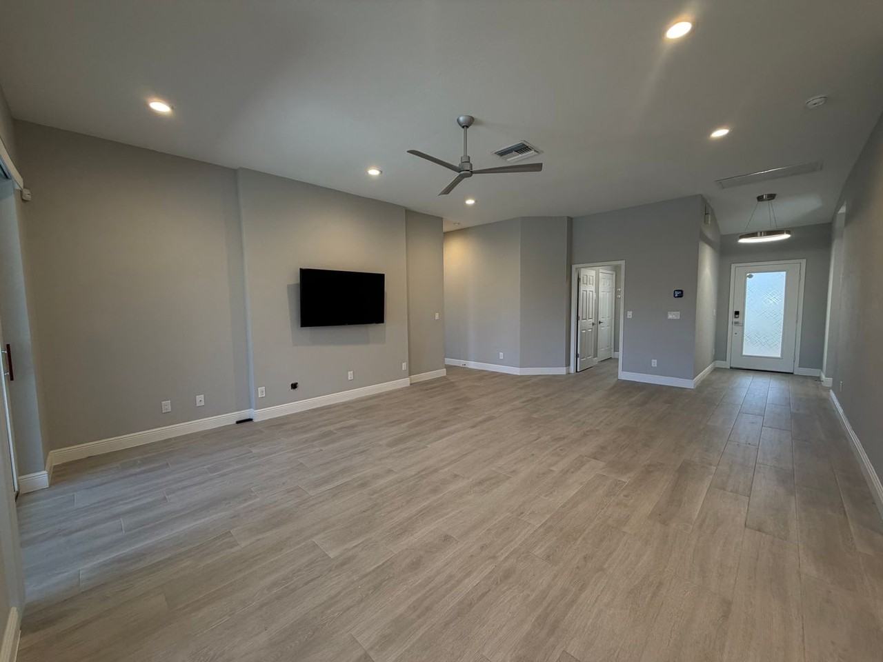 7080 Timberland Cir - Photo 6 of 40