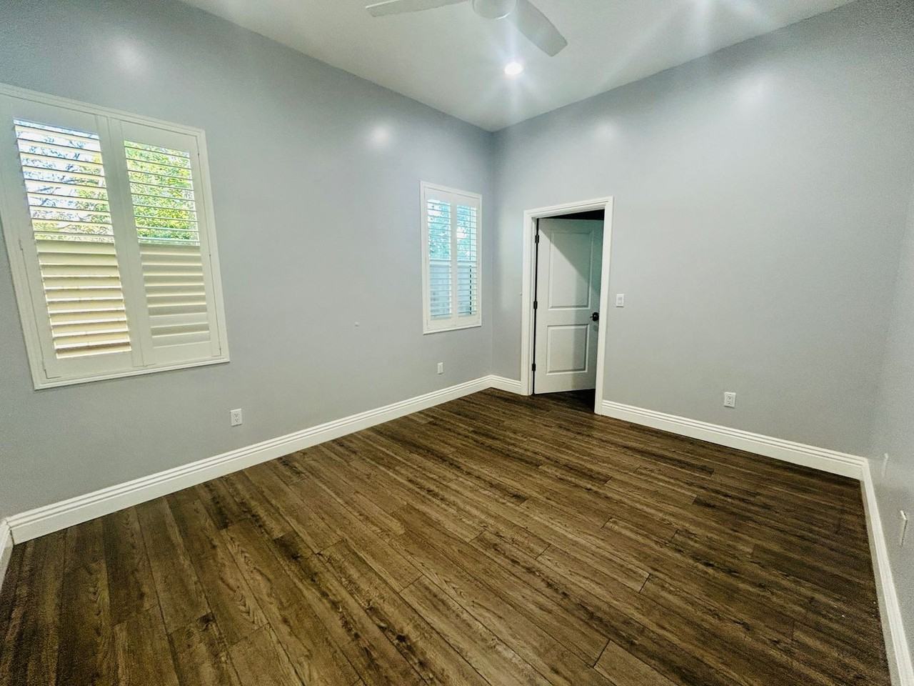 1318 S Kings Court Dr #B - Photo 7 of 20