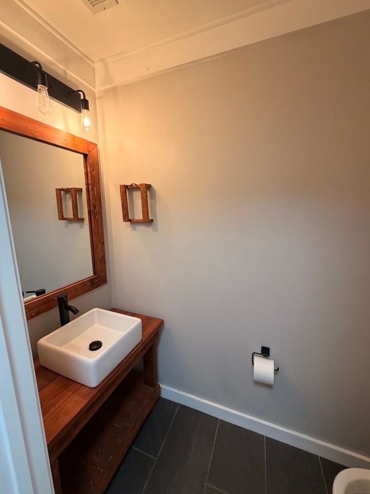 2163 Turnbury Ln - Photo 3 of 19