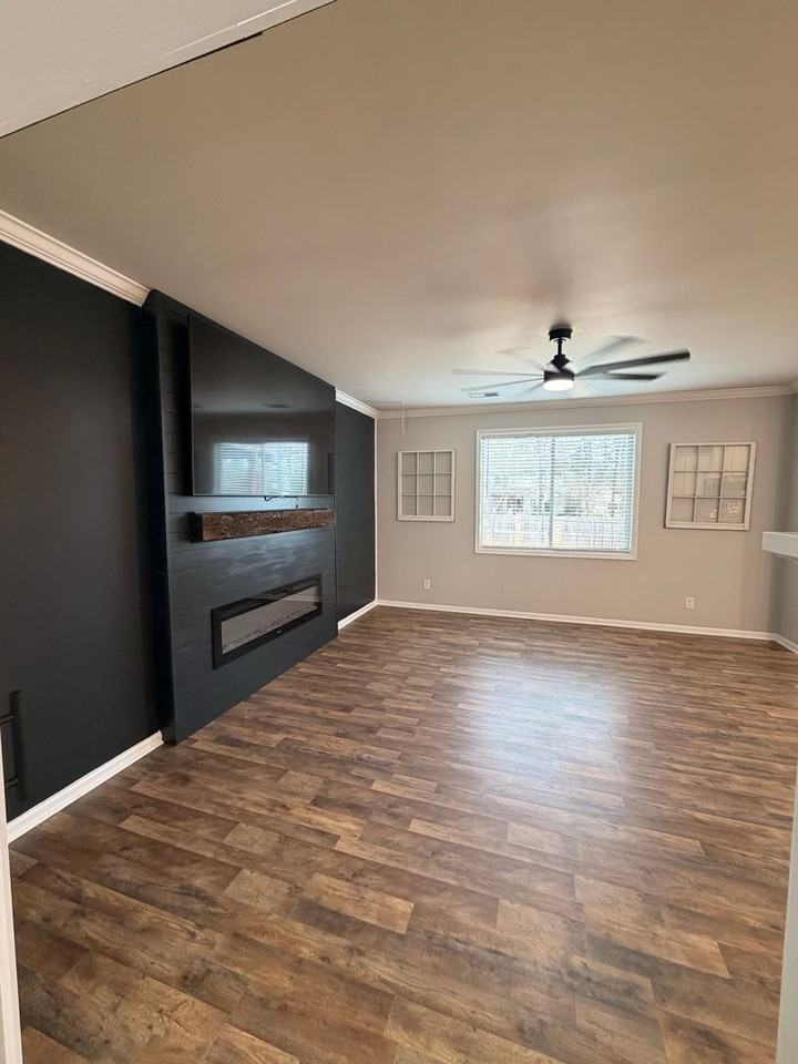 2163 Turnbury Ln - Photo 4 of 19