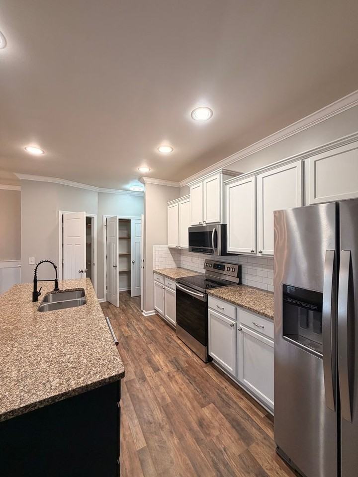 2163 Turnbury Ln - Photo 6 of 19