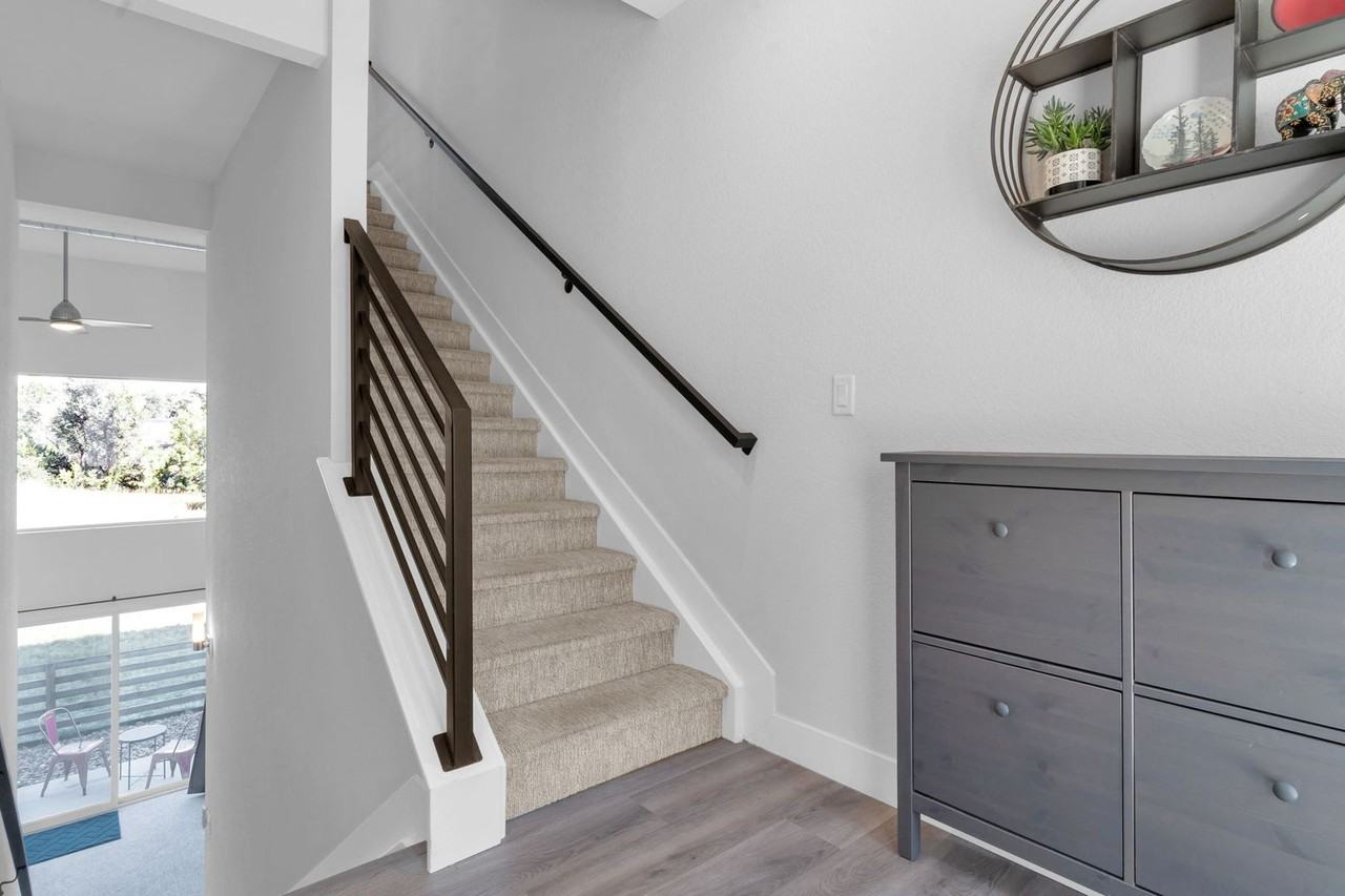 5531 W 11th Pl - Photo 2 of 36