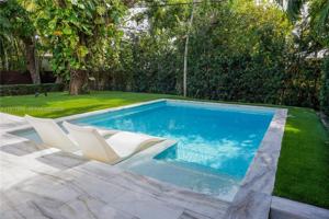 featured image of 640 Ne 71st St