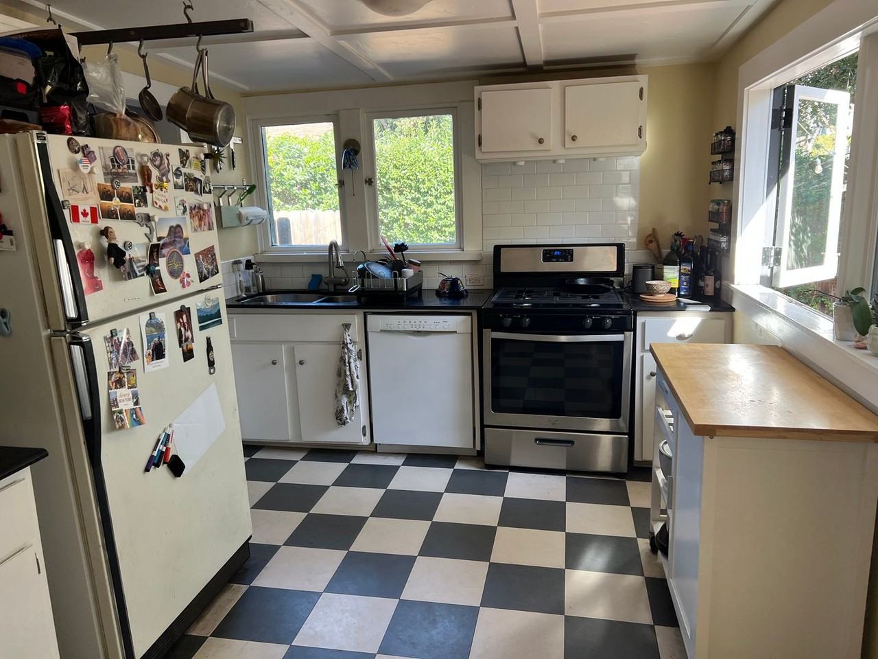 334 W Islay St - Photo 6 of 17