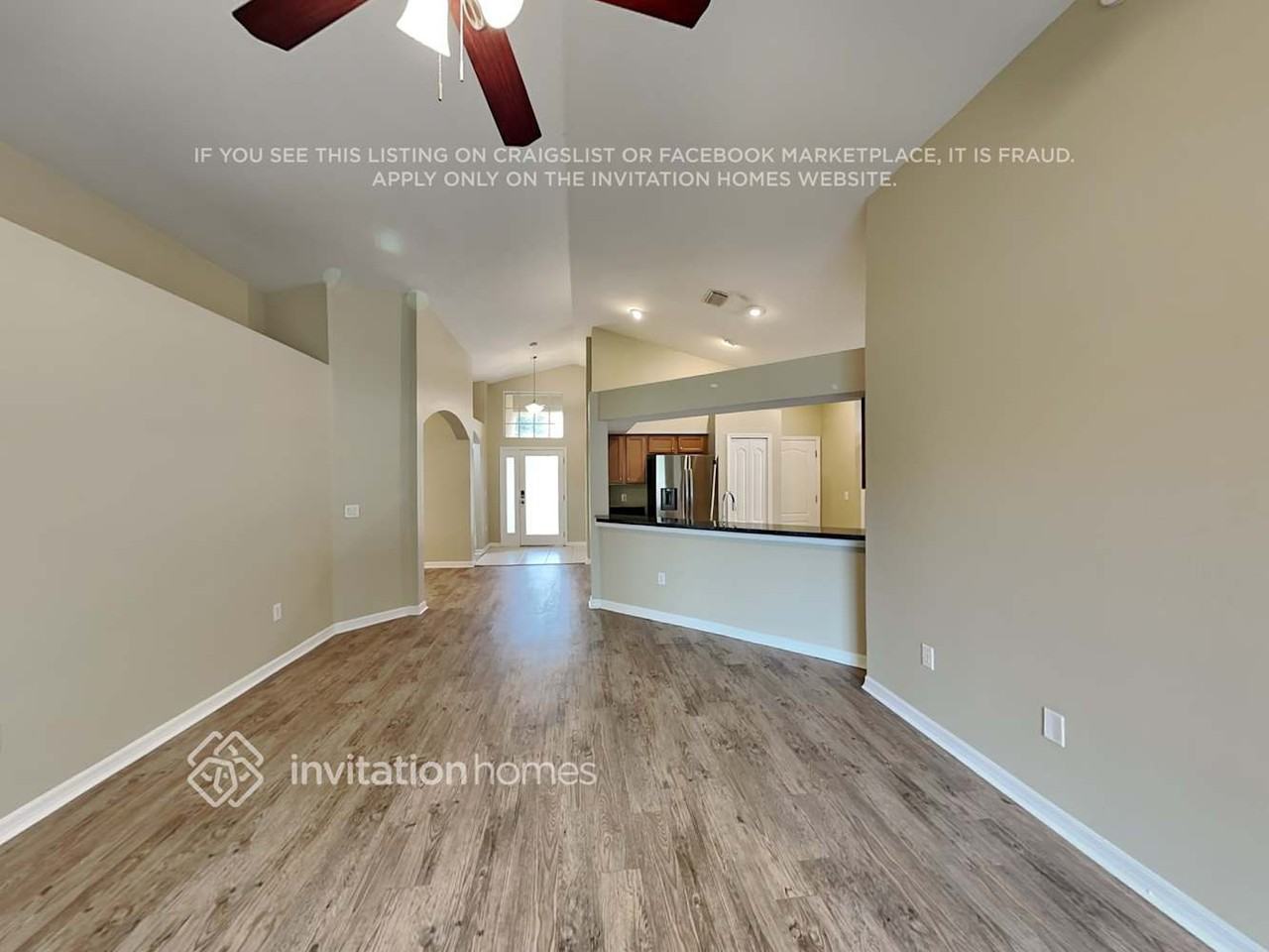 8013 Alamosa Wood Ave - Photo 4 of 18