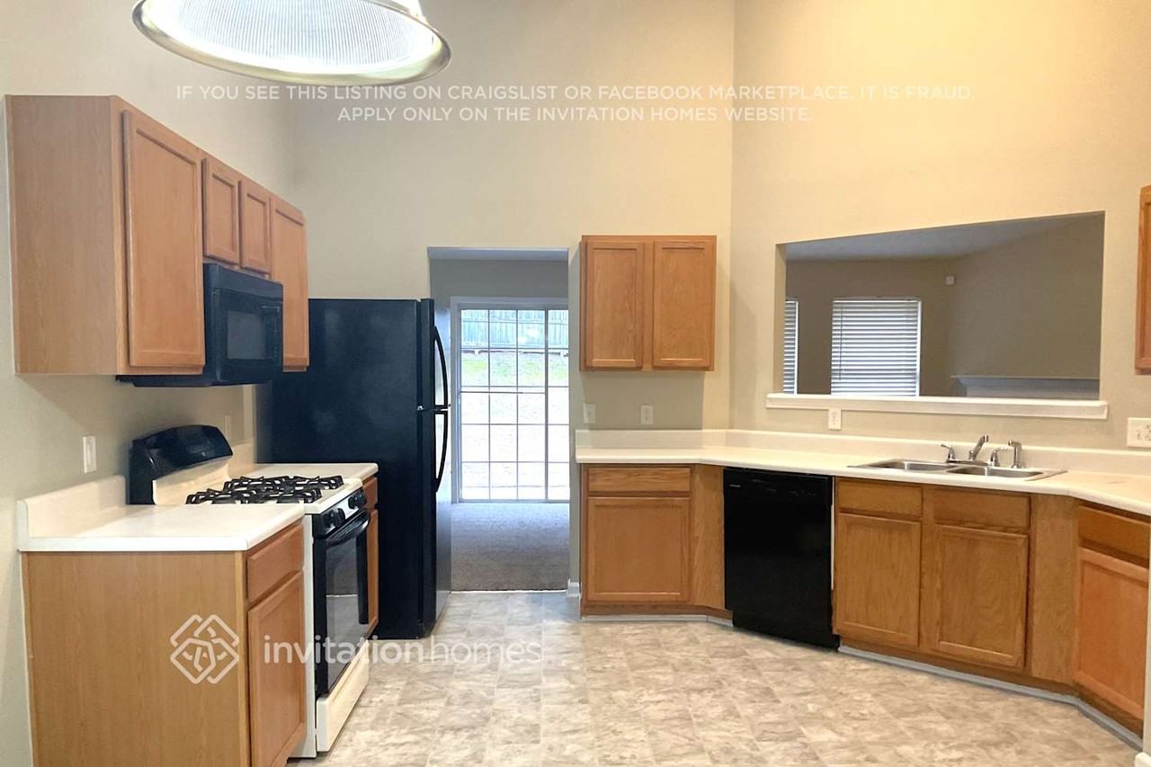 1158 Winding Down Way - Photo 3 of 11