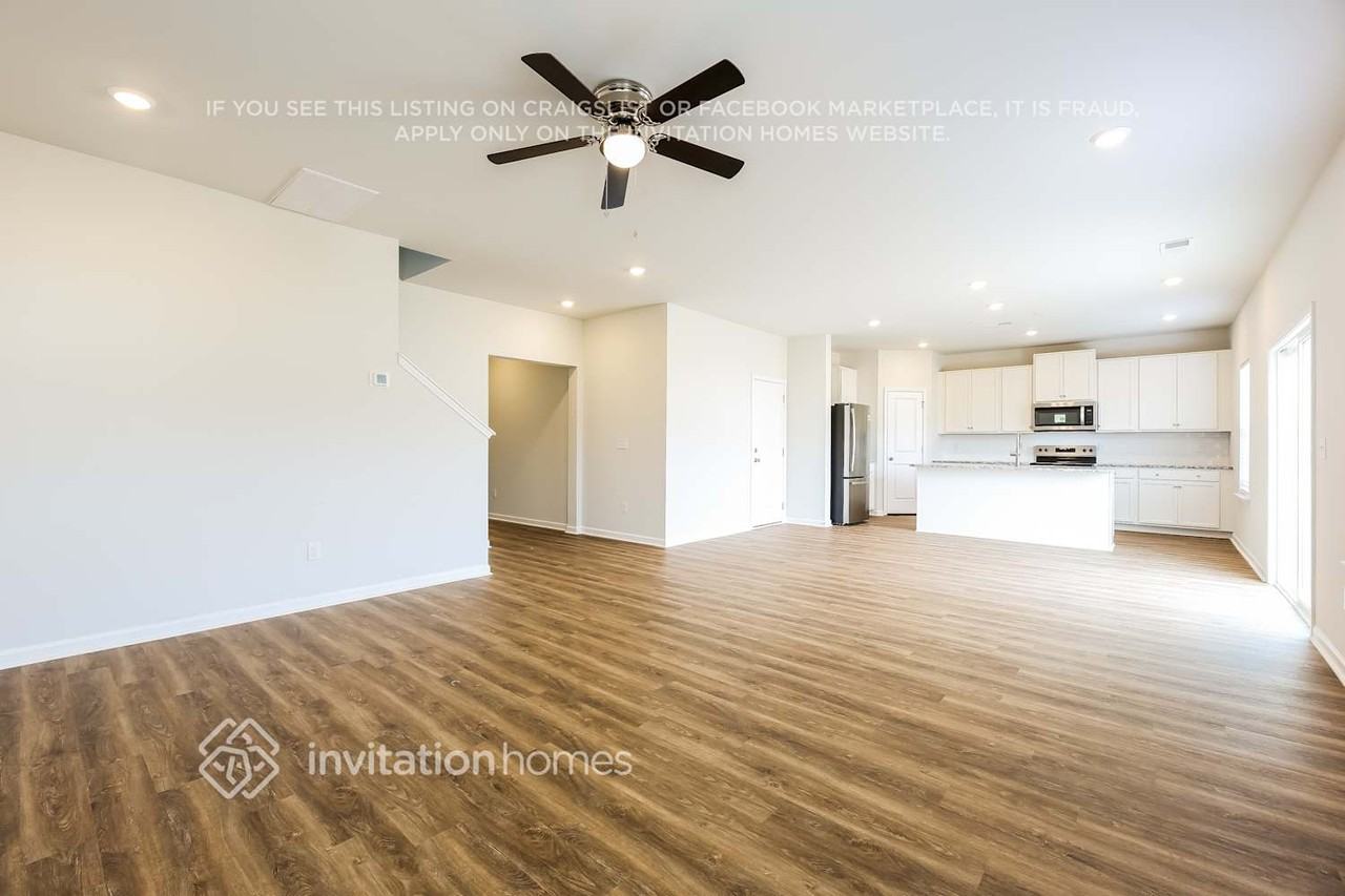205 White Fields Ave - Photo 6 of 18