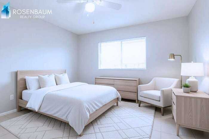 826 E 4th Pl #B - Photo 5 of 6