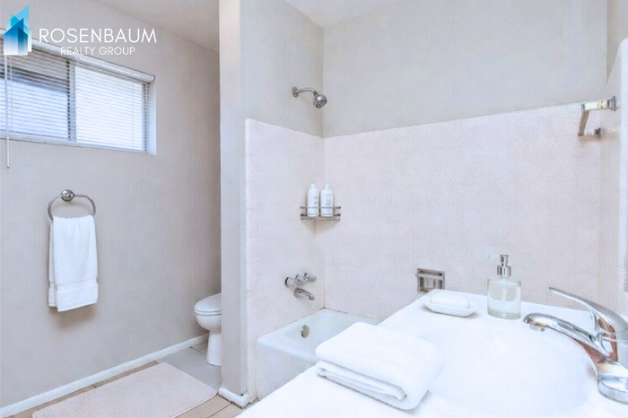 826 E 4th Pl #B - Photo 6 of 6