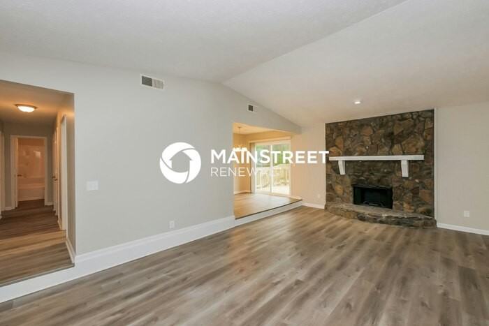 8557 Peartree Ct - Photo 6 of 16