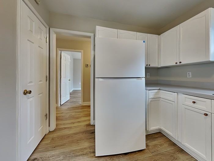 1303 Braveheart Ln - Photo 7 of 18