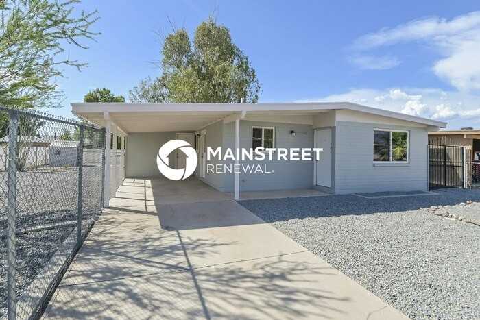 8601 E Mormon Dr - Photo 2 of 23
