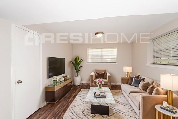 1748 Gardenridge Rd - Photo 7 of 20