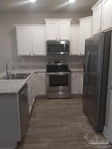 6077 Royal Port Ct - Photo 7 of 20