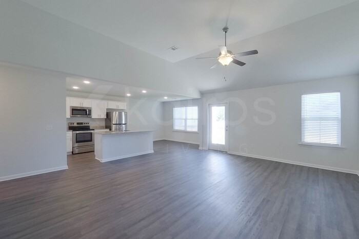 124 Mountain Holly Rd - Photo 4 of 23