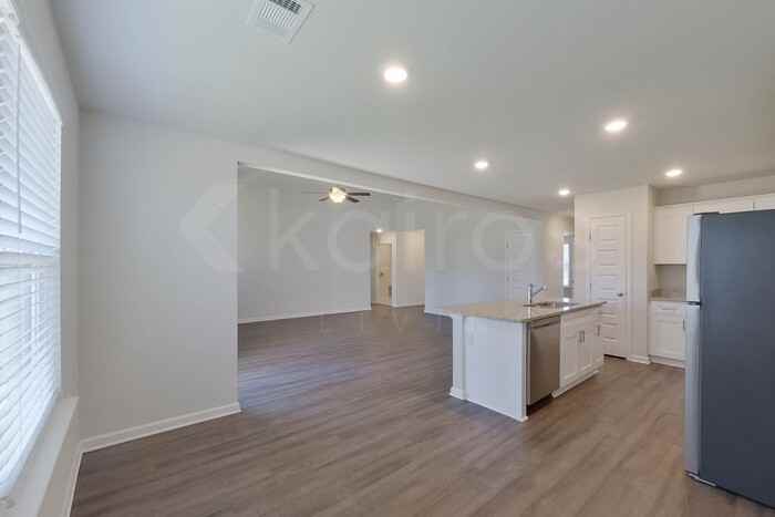 124 Mountain Holly Rd - Photo 5 of 23