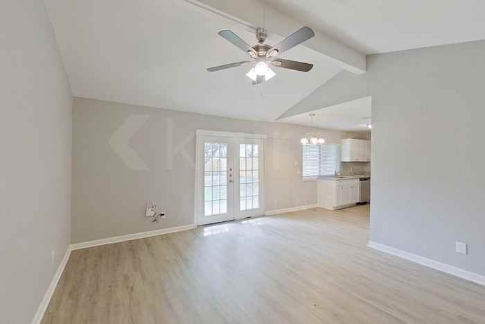 1510 Clearbrook St - Photo 2 of 20