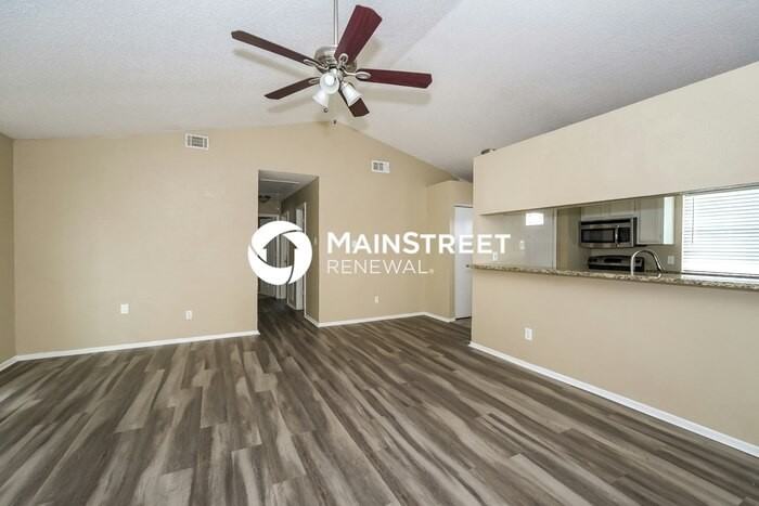 7305 Shadow Bend Dr - Photo 6 of 16