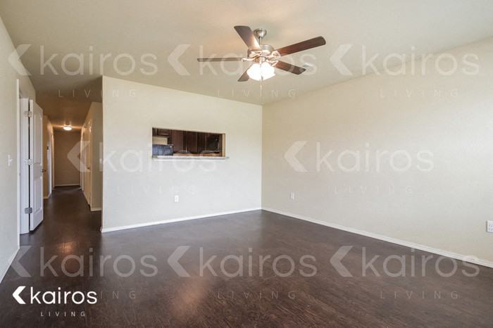 5000 E Thomas St #B - Photo 5 of 15