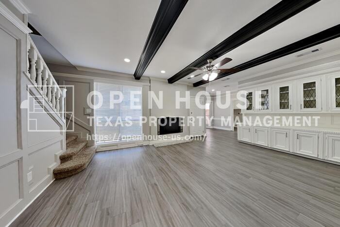 2822 Deer Hollow Dr - Photo 5 of 24