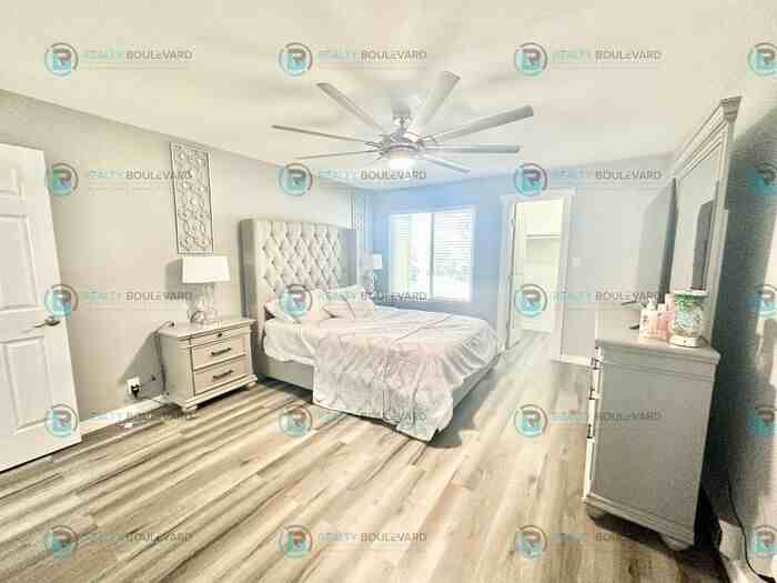 3901 Clear Acre Ln #5 - Photo 7 of 19
