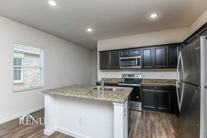 6035 Mojave Dr #6035MD - Photo 5 of 19