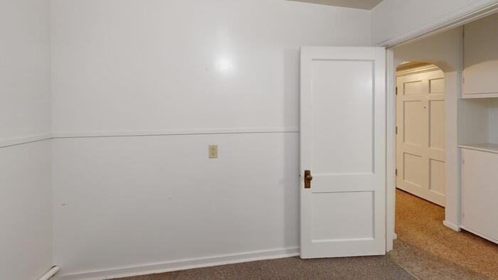 1119 E Thayer Ave #1 - Photo 2 of 5