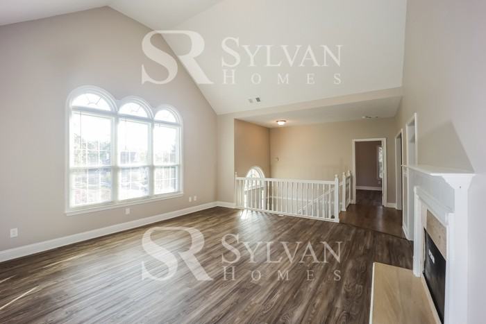 103 Chestnut Knl - Photo 3 of 16