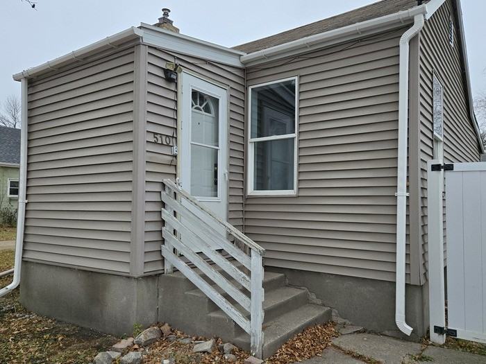 510 2nd Ave Nw - Photo 2 of 11