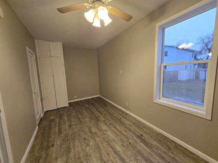 510 2nd Ave Nw - Photo 3 of 11