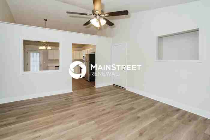 4116 Briggs Loop - Photo 5 of 16