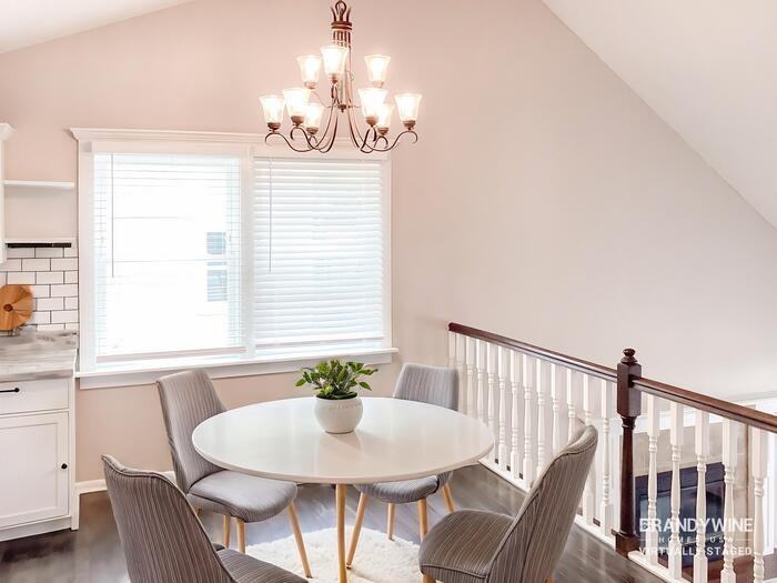 105 Sumac St - Photo 6 of 31