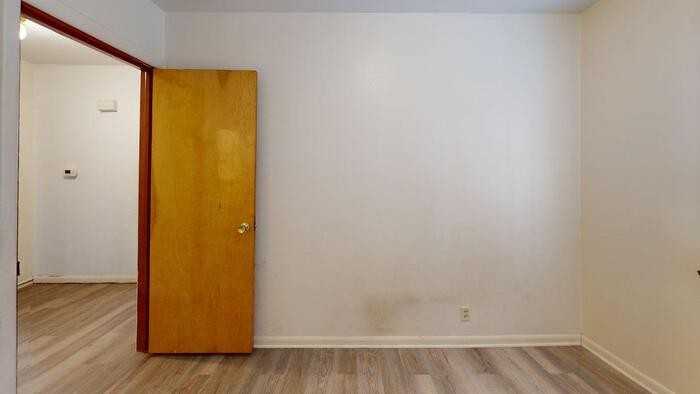 811 1st Ave Nw - Photo 5 of 14