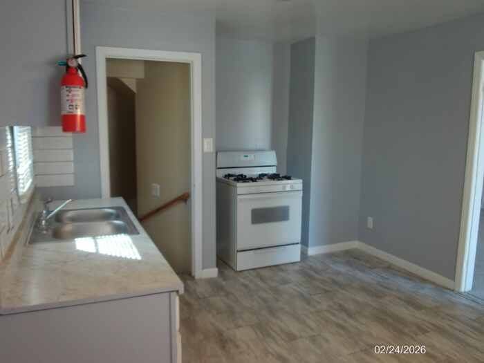 9319 Morang Dr - Photo 6 of 18