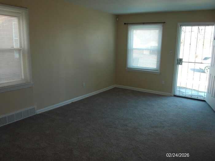 9319 Morang Dr - Photo 7 of 18