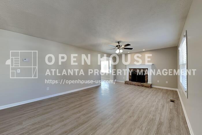 11 Emerald Ct - Photo 5 of 20