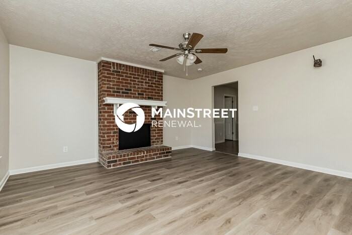 155 N Hampton Dr - Photo 6 of 18