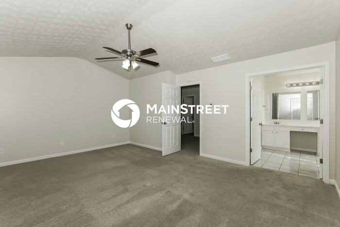 241 Winthrop Ln - Photo 6 of 19