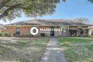 featured image of 1004 Birchwood Ln