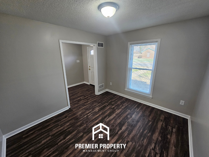 5425 Fleetway Ave - Photo 3 of 24