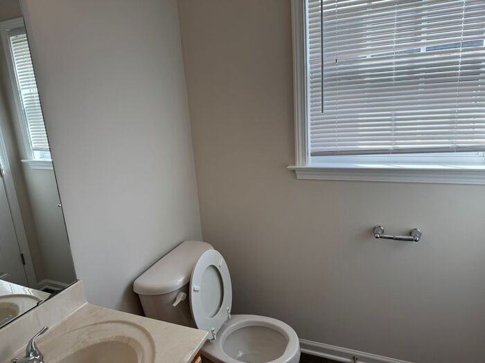 513 S Central Ave - Photo 3 of 11