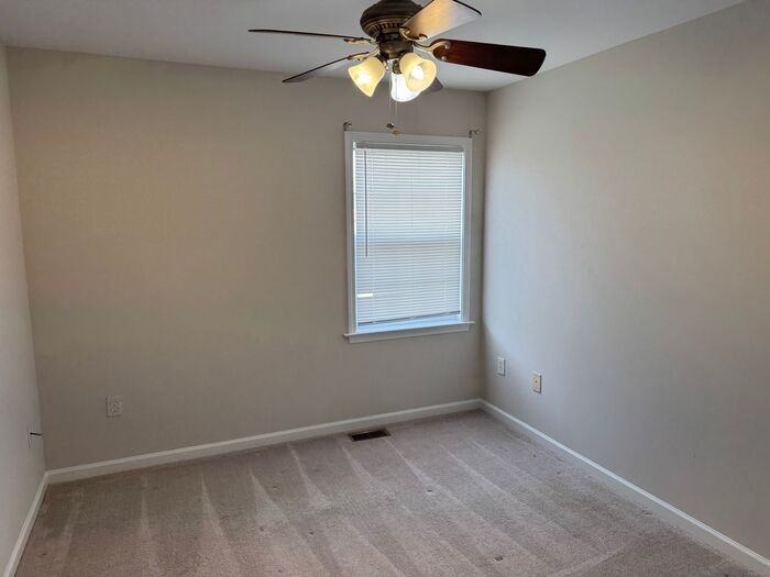 513 S Central Ave - Photo 7 of 11