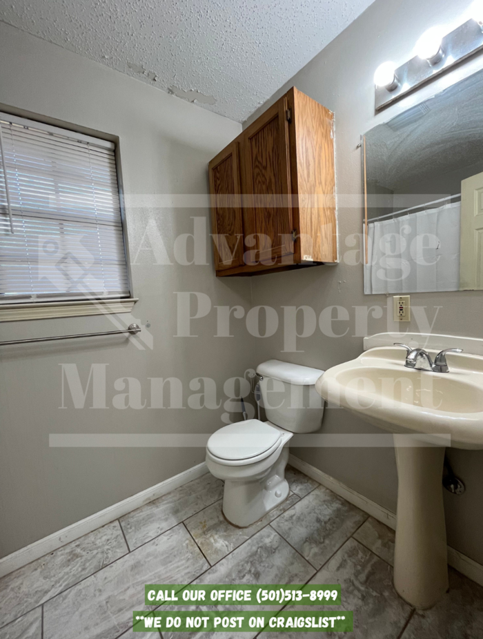 515 3rd Ave #B - Photo 5 of 6